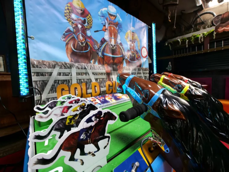 Novelty Game Hire - Gold Cup Horse Racing